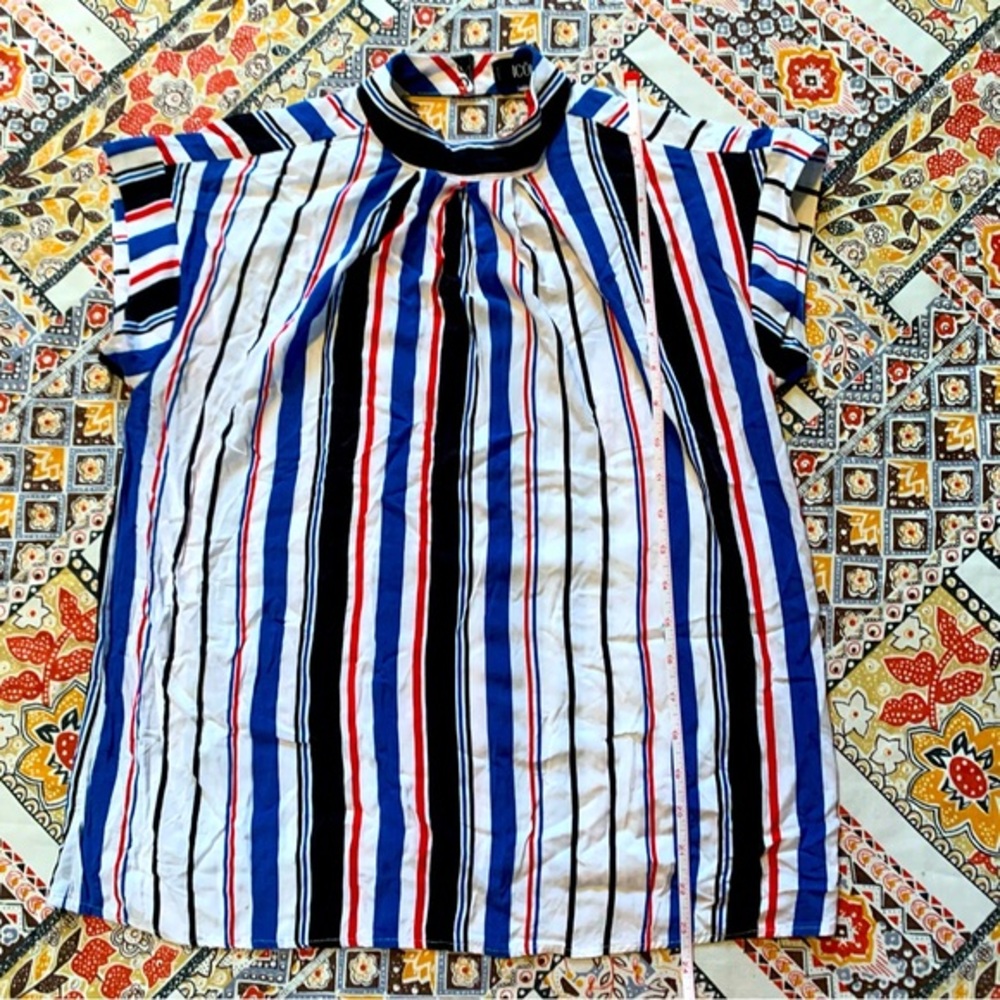 Unique Vintage Top